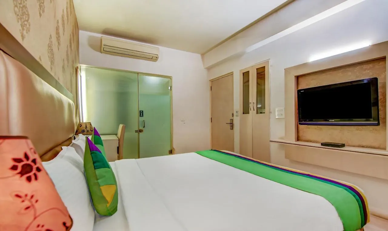 Manyaa Hotel Gurgaon
