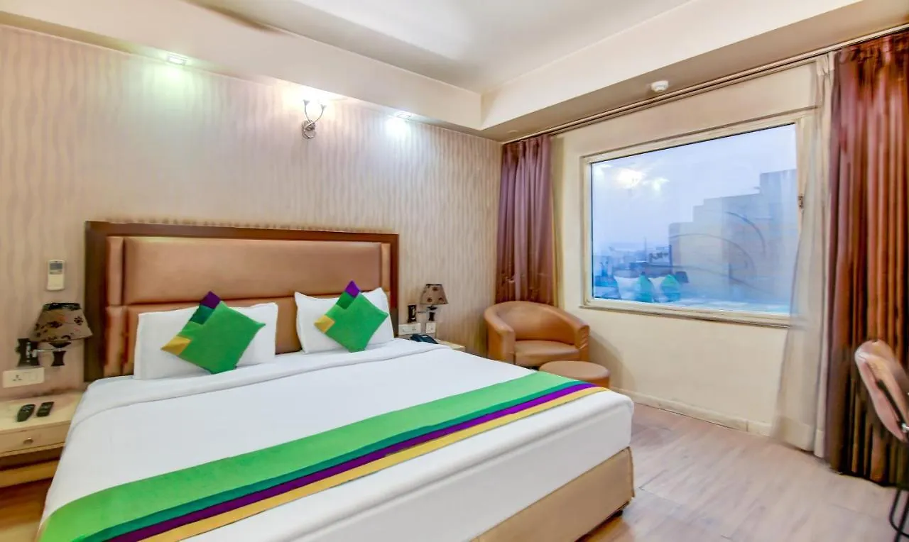 Manyaa Hotel Gurgaon India