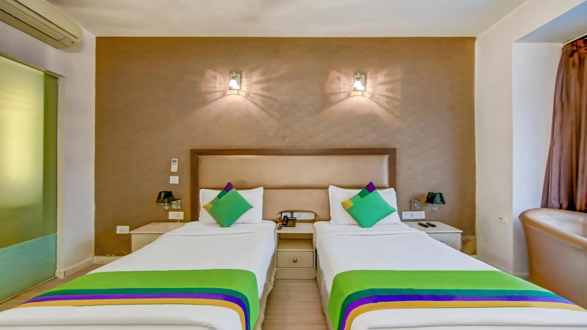 Manyaa Hotel Gurgaon